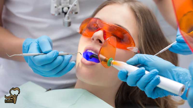 عوارض احتمالی ایمپلنت دندان با لیزر چیست؟