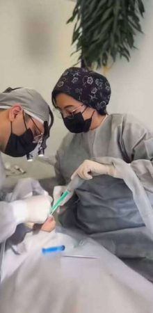کاشت ایمپلنت دندان با بیهوشی